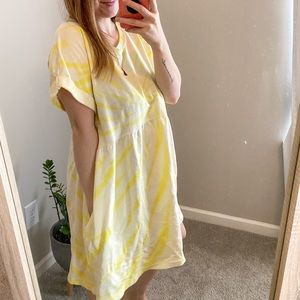 Yellow tie dye dress w pockets